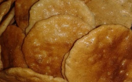 Opak Conggeang Sumedang: Camilan Tradisional Unik yang Menggabungkan Ketan, Kelapa, dan Gula Kelapa dalam Setiap Gigitan