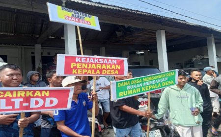 Kades Ramban Kulon Bondowoso Didemo Warga, Terkait Dana Desa