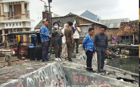 Tindaklanjuti Keluhan Warga, Komisi IV DPRD Banyuwangi Sidak Kondisi Sungai Tercemar di Kecamatan Muncar