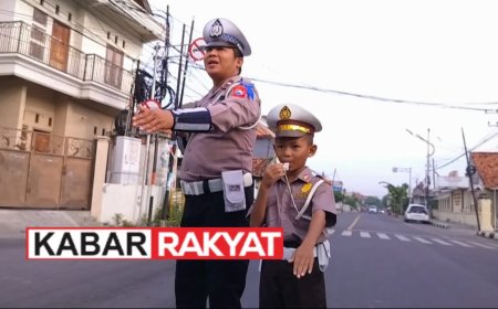 Polsanak Turun Kejalan Memberikan 12 Gerakan Pengaturan Lalulintas Kepada Pengguna Jalan