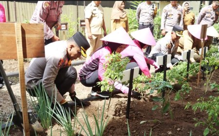 Polresta Banyuwangi Launching Program Pekarangan Pangan Lestari untuk Ketahanan Pangan dan Makan Bergizi Gratis