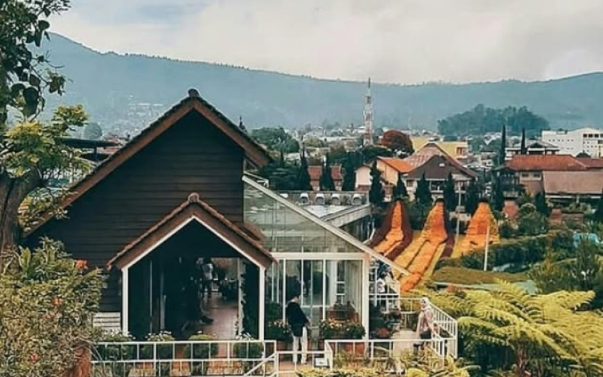 Floating Market Lembang: Menikmati Suasana Unik dan Wahana Menarik di Pasar Apung yang Menggoda di Bandung Barat