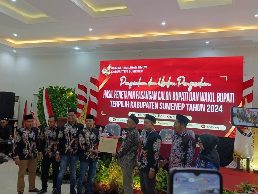 KPU Sumenep Serahkan SK Pengesahan Bupati dan Wakil Bupati Sumenep