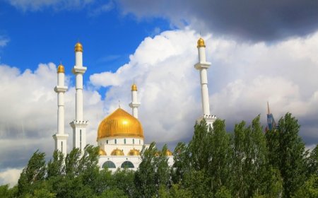 Mendalami Makna: Kajian Al-Qur'an dan Hadis untuk Memperkuat Iman