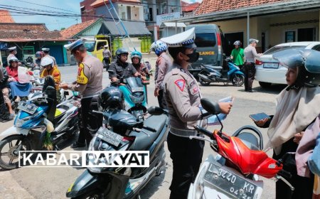 Satlantas Polres Sampang Lakukan Penertiban Kendaraan Untuk Mencegah Berbagai Pelanggaran Lalu Lintas