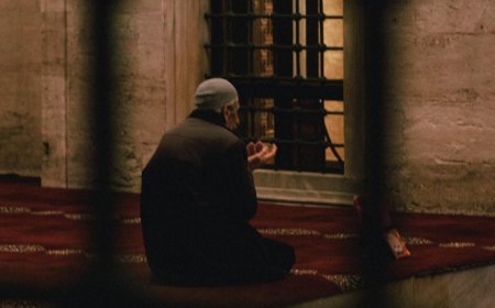 Tanda‑Tanda Iman yang Kuat dan Cara Mempertahankannya