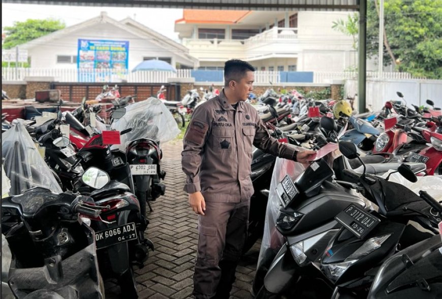 Kejari Banyuwangi Kembalikan Barang Bukti Puluhan Motor Berstatus Inkrah, Pemilik Bisa Ambil Tanpa Biaya