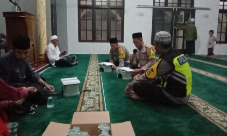 Gapai Hikmah Ramadhan, Kapolres Bondowoso Tadarus Bersama Anggota