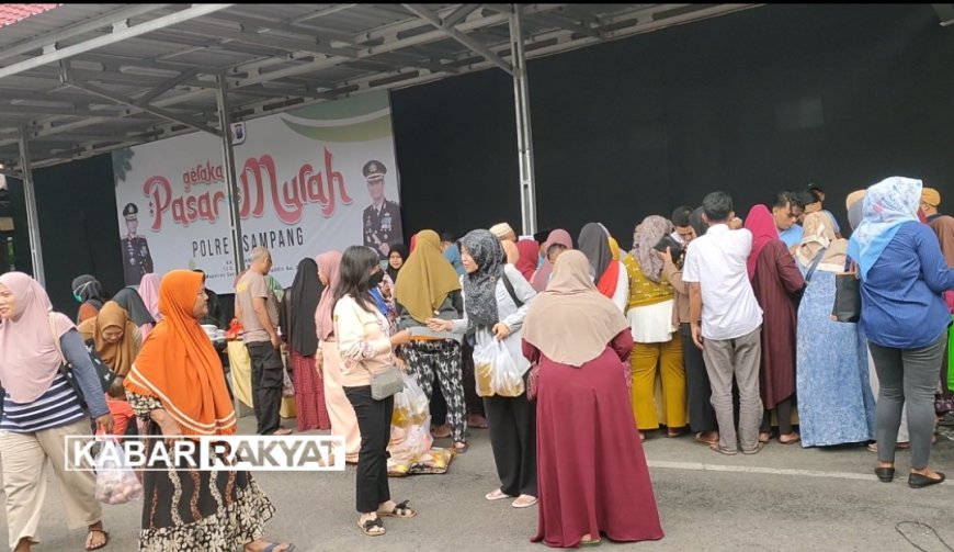 Momen Ramadan, Mapolres Sampang Diserbu Emak-Emak