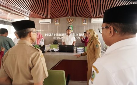 Hari Pertama Masuk Kerja, Bupati Banyuwangi Sidak Layanan Publik,  Soroti Keramahan Petugas dan Kebersihan Kantor