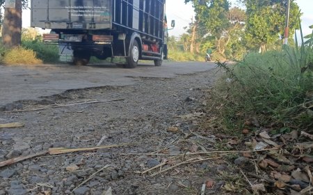 Ketua DPRD Bondowoso: Jalan Rusak Bukan Semata Salah Pemda, APBD 2025 Terkena Dampak Efisiensi Nasional