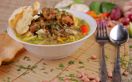 Sah Mendapat Pengakuan Kementerian Hukum,  Rujak Soto dan Kue Bagiak Jadi Kekayaan Intelektual Komunal Asli Banyuwangi