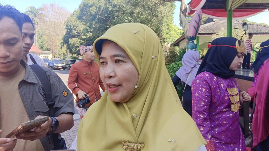 Kadinsos Bondowoso: KKS dan ATM Harus Dipegang Sendiri, Jangan Dititipkan