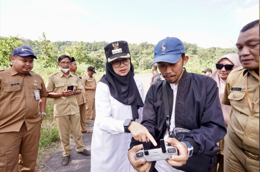 Bupati Banyuwangi Ipuk Fiestiandani Rencanakan Ajang Sport Tourism Susuri Hutan Jalur Waduk Bajulmati