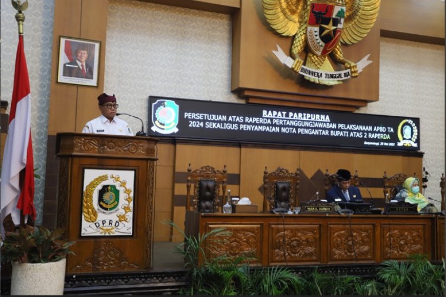 DPRD Banyuwangi Gelar Paripurna Penyampaian Nota Pengantar Dua Raperda Usulan Eksekutif