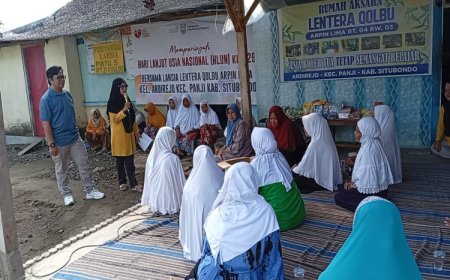 Datangi Sekolah Lansia, Anggota DPRD Situbondo Minta Perhatian Pemerintah Soal Anggaran