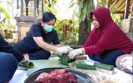 Spesial Idul Adha, Banyuwangi Berbagi Salurkan Sedekah Daging ke Warga Miskin