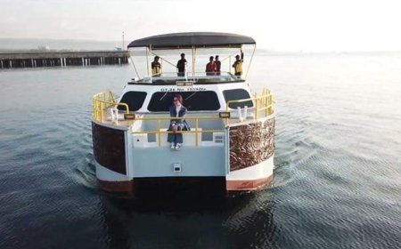 Nikmati Keindahan Pantai Banyuwangi dengan Kapal Listrik Mewah, Tarif Rp. 79 Ribu per Orang