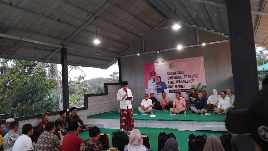 Bupati Jember Berkomitmen Bantu Pupuk Untuk Petani Kopi