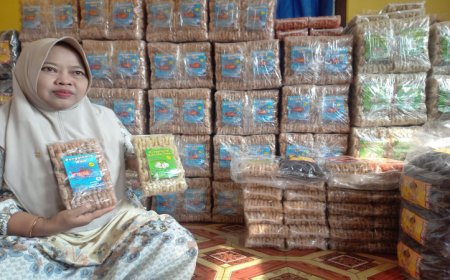 Dari Dapur Desa ke Pasar, Rengginang Ikan Khas Situbondo Diharap Tembus Pasar Nasional