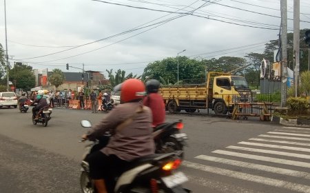 Simpang Empat Perumahan Argopuro Jember Berlakukan Jalan Bebas Hambatan
