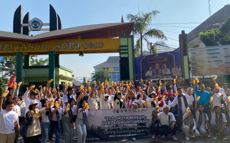 Dies Natalis ke-44 Universitas Dr.Soetomo Sukses dan Meriah