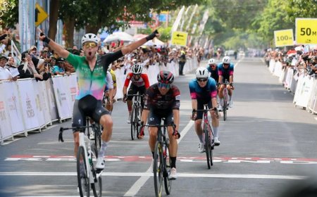 Pembalap Sprinter Bersaing Sengit, Pembalap Belanda Juara Etape Pertama Tour de Banyuwangi Ijen 2025