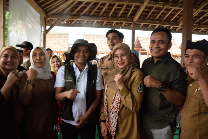Kabar Gembira, Menhut Raja Juli Antoni Siap Selesaikan Proses Pelepasan 523 Bidang TORA di Desa Temurejo Banyuwangi