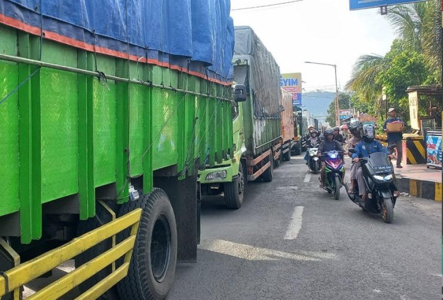 Atasi Kemacetan di Banyuwangi, Negara Harus Hadir,Jangan Tunggu Masyarakat Marah