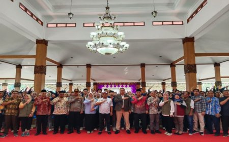 Dari Nabire ke Situbondo, Mahasiswi Papua Ini Terharu Disambut Langsung Bupati