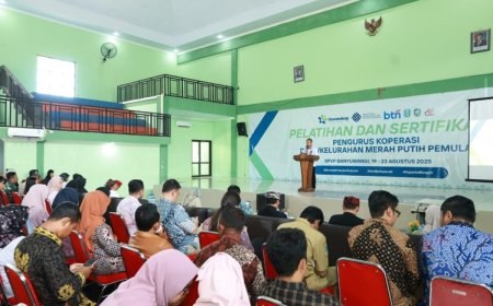 Kemenkop UKM Jadikan Banyuwangi Pilot Project Sertifikasi Koperasi Merah Putih