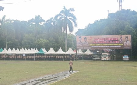 Upacara Pramuka ke-64 di Bondowoso Berlangsung di Tengah Hujan Deras