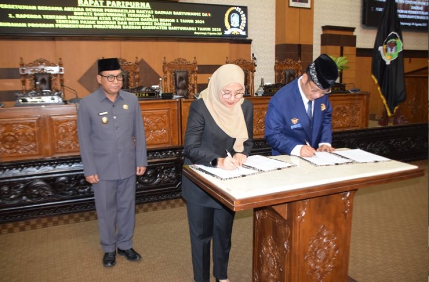 DPRD Banyuwangi Setujui Perubahan Perda PDRD, Bupati Ipuk : Semoga Dapat Memberikan Manfaat untuk Masyarakat