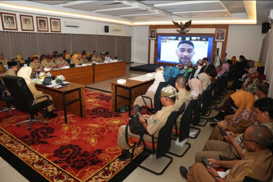 Bupati Ipuk Fiestiandani Paparkan Sembilan Tatanan Kabupaten Sehat di Hadapan Tim Penilai Pusat