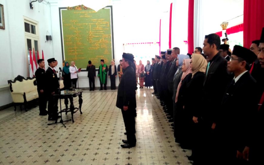 Bupati Bangkalan Guncang Struktur OPD: Sekda Baru dan 6 Pejabat Dilantik demi Percepatan Pelayanan Publik