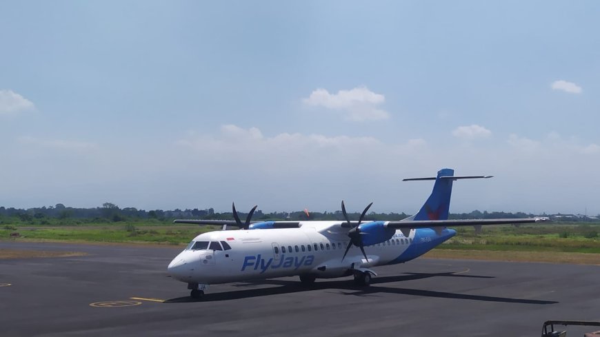Maskapai Fly Jaya Pastikan Layani Penerbangan Reguler Jember-Jakarta September 2025.