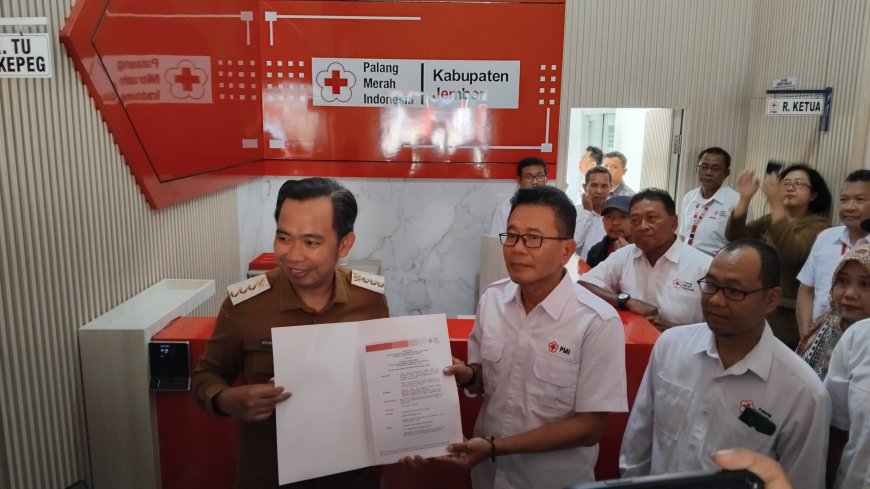 Bupati Fawait Resmi Angkat Zainollah Ahmad Jadi Plt Ketua PMI Jember