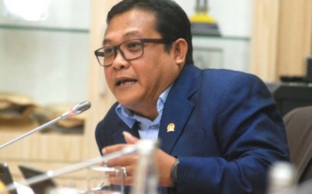 Sonny T Danaparamita Anggap Fenomena Aneh, Harga Beras Naik di tengah Klaim Cadangan Beras Melimpah, Pemerintah Diminta Turun Tangan