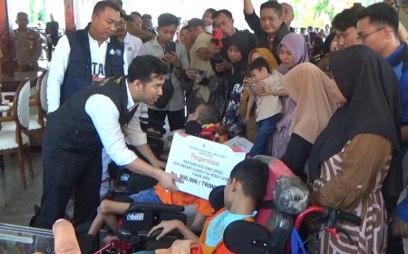 Pemprov Jatim Gelontorkan Bansos Rp7,3 Miliar ke Situbondo, Bupati Mas Rio Siapkan Strategi Hapus Kemiskinan