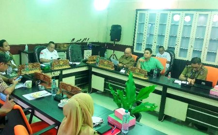 DPRD Surabaya Soroti Polemik Pecah KK, Usulkan Cabut SE Sekda, Berisiko Timbulkan Data Ganda