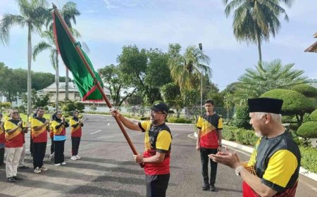Gubernur Sumbar Lepas Kontingen PORNAS KORPRI XVII, Target Bawa Pulang Medali