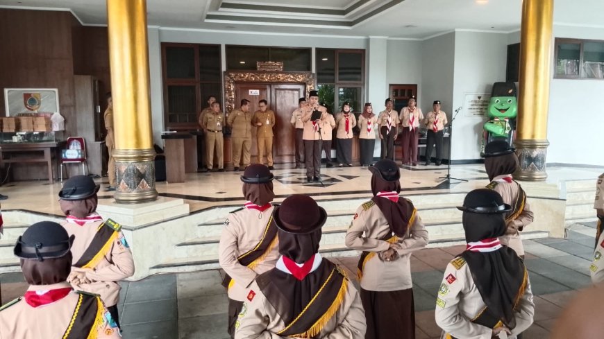 Santri Jadi Garda Depan: Gus Fawait Titipkan Misi Moral ke 16 Pramuka Penegak Jember