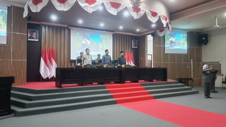 Bupati Bondowoso Paparkan Perubahan APBD 2025, Pendapatan Daerah Turun Rp21,49 Miliar