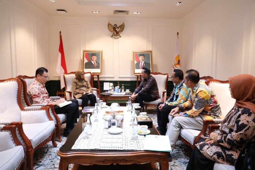 Tingkatkan Kinerja Birokrasi, Bupati Jember Temui Menteri PANRB