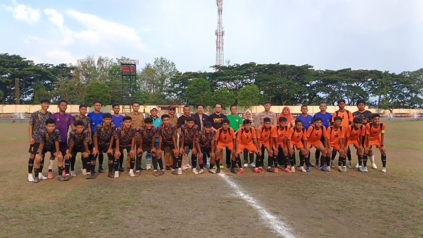 Turnamen Sepak Bola Bupati Cup ke-12 Resmi Bergulir, Hadirkan 28 Tim Pelajar Bondowoso