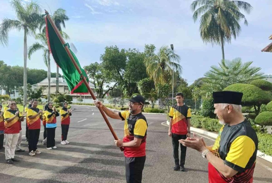 Gubernur Sumbar Lepas Kontingen PORNAS KORPRI XVII, Target Bawa Pulang Medali
