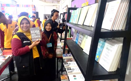 Wabup Ulfiyah Ajak Generasi Muda Situbondo Cinta Buku Lewat Festival Literasi