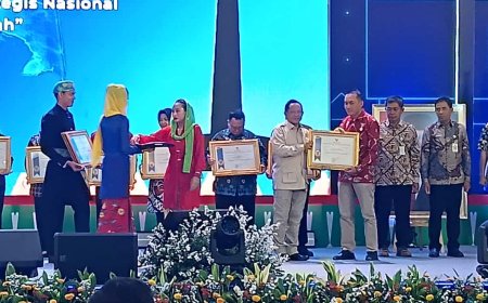Jember Masuk 10 Besar Nasional, Inspektorat Raih Penghargaan Anggaraksa Dharma 2025