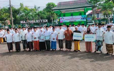 Bupati Slamet Junaidi Ajak Santri Sampang Kawal Indonesia di Era Modern