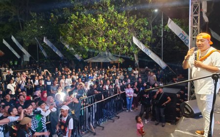 Bupati Rio Turun ke Panggung, Situbondo Bergemuruh Bersama Tipe-X!